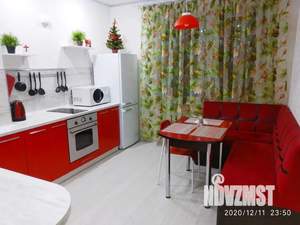 1-к квартира, посуточно, 40м2, 6/9 этаж