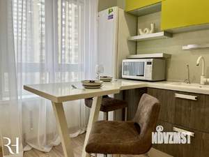 Студия квартира, посуточно, 27м2, 8/20 этаж