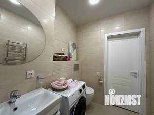 1-к квартира, посуточно, 38м2, 8/33 этаж