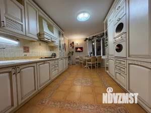 3-к квартира, посуточно, 130м2, 7/7 этаж