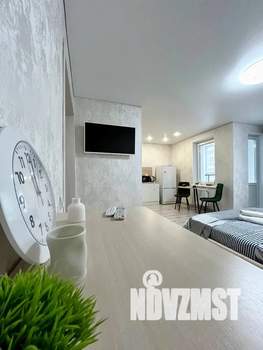 Студия квартира, посуточно, 40м2, 22/27 этаж