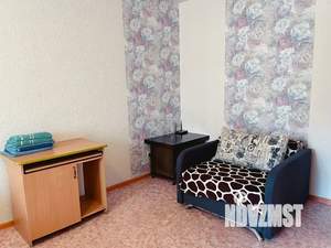 1-к квартира, посуточно, 32м2, 1/16 этаж