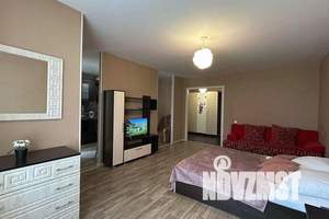 1-к квартира, посуточно, 45м2, 3/18 этаж