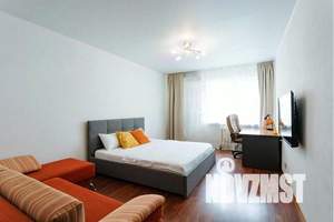 1-к квартира, посуточно, 50м2, 6/6 этаж