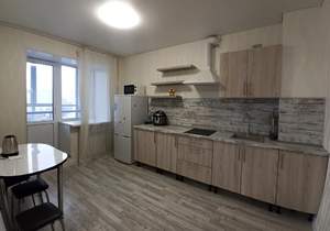 2-к квартира, на длительный срок, 70м2, 8/16 этаж