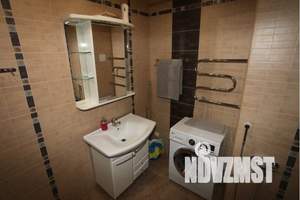 1-к квартира, посуточно, 50м2, 7/10 этаж