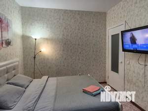 Студия квартира, посуточно, 43м2, 11/20 этаж