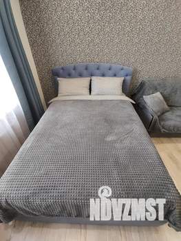 1-к квартира, посуточно, 34м2, 8/18 этаж