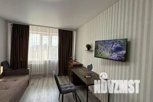 1-к квартира, посуточно, 38м2, 4/10 этаж