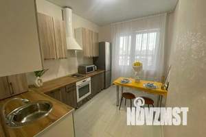 1-к квартира, посуточно, 40м2, 25/25 этаж