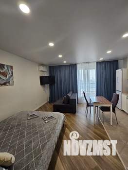 Студия квартира, посуточно, 31м2, 19/25 этаж