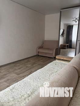 1-к квартира, посуточно, 45м2, 13/25 этаж