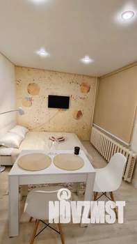 Студия квартира, посуточно, 25м2, 1/12 этаж