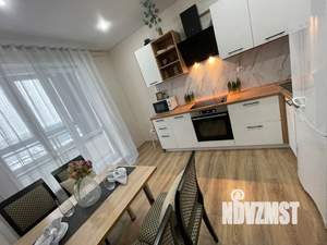 1-к квартира, посуточно, 45м2, 15/25 этаж