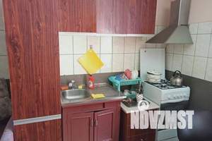 2-к квартира, посуточно, 45м2, 1/2 этаж