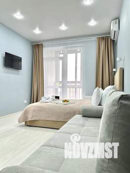 1-к квартира, посуточно, 42м2, 13/18 этаж