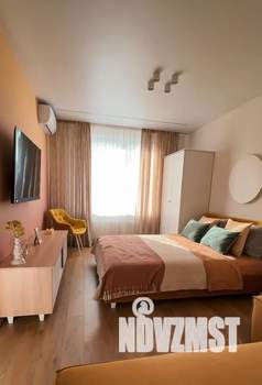 1-к квартира, посуточно, 40м2, 12/19 этаж