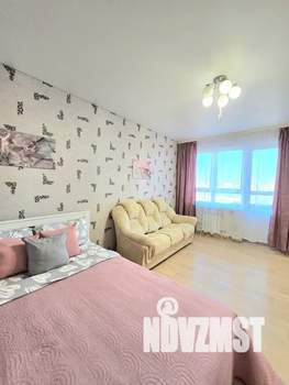 Студия квартира, посуточно, 36м2, 8/19 этаж