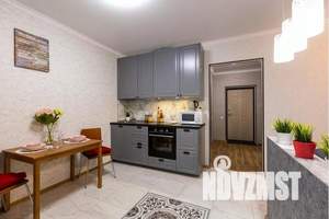 1-к квартира, посуточно, 40м2, 7/18 этаж