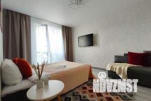 1-к квартира, посуточно, 42м2, 8/18 этаж