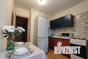 1-к квартира, посуточно, 35м2, 3/25 этаж