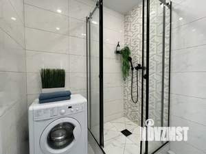 1-к квартира, посуточно, 43м2, 21/27 этаж