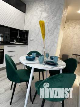 2-к квартира, посуточно, 42м2, 17/25 этаж