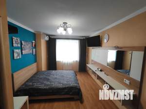 1-к квартира, посуточно, 35м2, 10/25 этаж