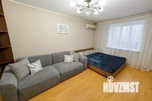 1-к квартира, посуточно, 40м2, 4/10 этаж