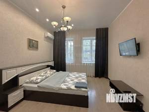 1-к квартира, посуточно, 40м2, 1/25 этаж