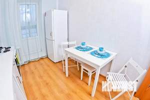 1-к квартира, посуточно, 40м2, 5/23 этаж