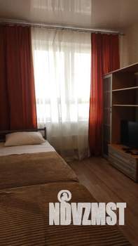 1-к квартира, посуточно, 60м2, 1/1 этаж