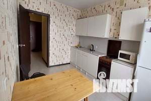 1-к квартира, посуточно, 39м2, 8/14 этаж