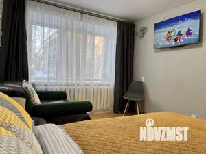 1-к квартира, посуточно, 28м2, 1/1 этаж