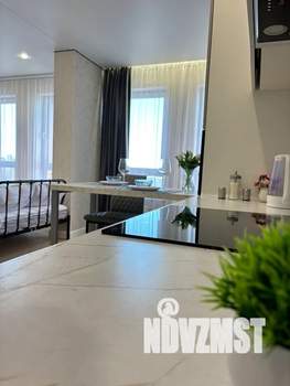 1-к квартира, посуточно, 42м2, 8/15 этаж