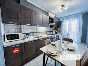 1-к квартира, посуточно, 43м2, 9/10 этаж