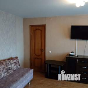 2-к квартира, посуточно, 45м2, 4/5 этаж