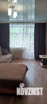 1-к квартира, посуточно, 33м2, 2/10 этаж