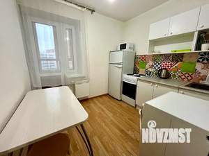 1-к квартира, посуточно, 33м2, 6/26 этаж