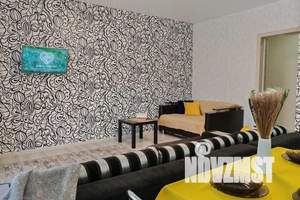 2-к квартира, посуточно, 54м2, 9/25 этаж