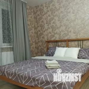 Студия квартира, посуточно, 30м2, 2/11 этаж