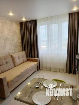 1-к квартира, посуточно, 35м2, 17/22 этаж