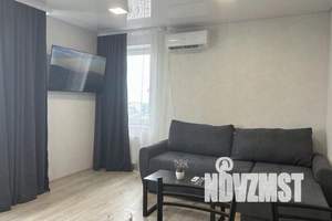 2-к квартира, посуточно, 44м2, 20/27 этаж