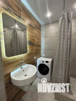 1-к квартира, посуточно, 33м2, 6/25 этаж