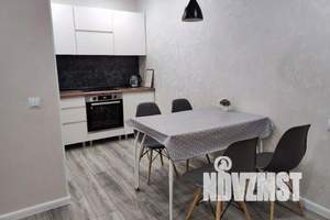 1-к квартира, посуточно, 40м2, 7/24 этаж