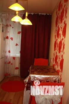 1-к квартира, посуточно, 40м2, 1/9 этаж