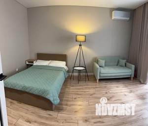 1-к квартира, посуточно, 42м2, 3/10 этаж