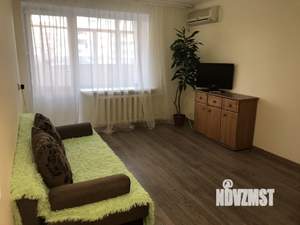 1-к квартира, посуточно, 42м2, 6/10 этаж