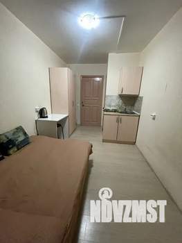 Студия квартира, посуточно, 17м2, 1/5 этаж