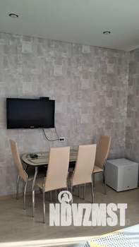 Студия квартира, посуточно, 30м2, 9/25 этаж